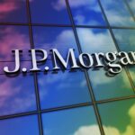 JPMorgan (NYSE:JPM) Is Concerned About Junior Bankers’ Workloads; CEO Comments On Rate Cuts