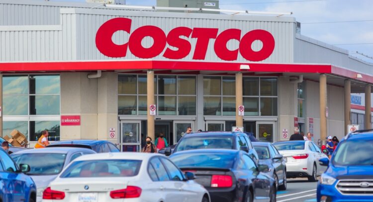 Две тревожные тенденции на рынке акций Costco (COST)