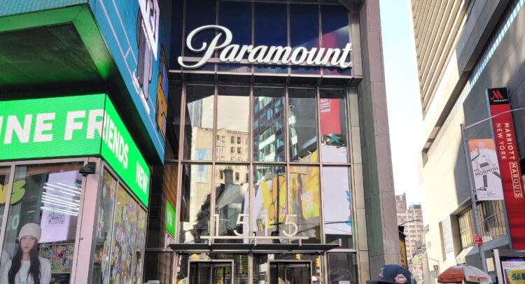 Paramount (NASDAQ:PARA) Bidder Comes Back with Allegations