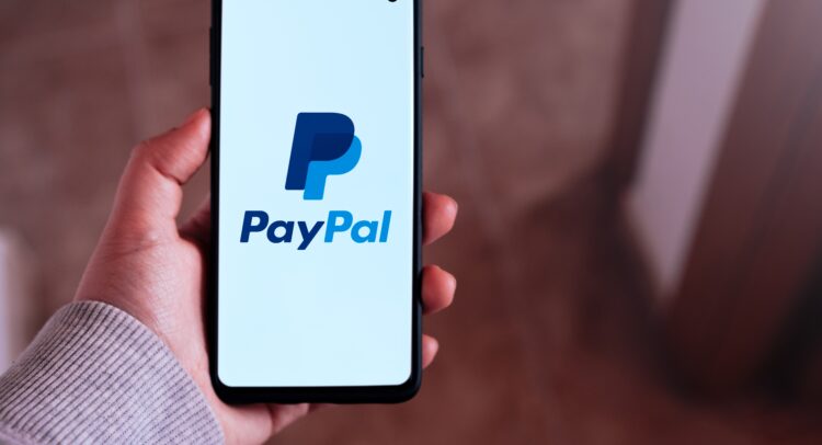 PayPal (NASDAQ:PYPL) Stock Slips Despite Positive Turnaround Signs