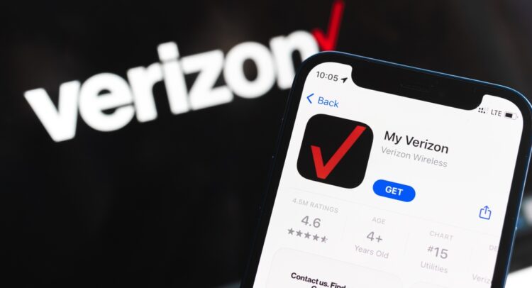 VZ Earnings: Verizon Beats Earnings Estimates but Falls Short on Revenue