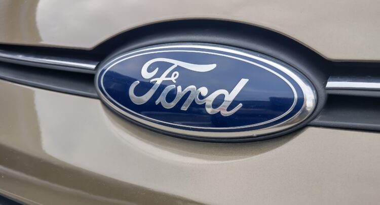 F Earnings: Ford Stock Sinks amid Soft Outlook