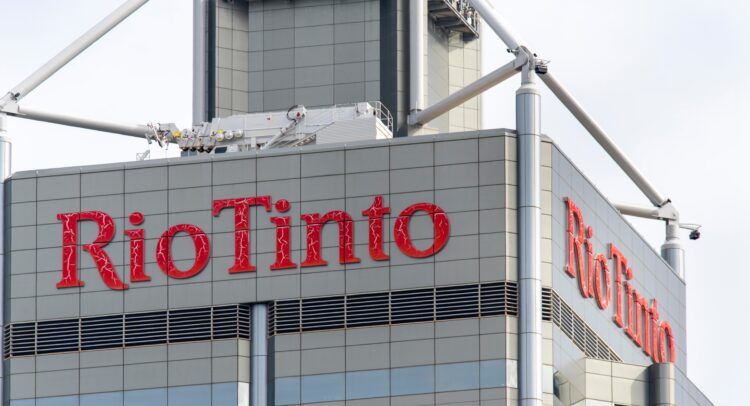 Rio Tinto Shares Fall Despite a Rise in Q3 Iron Ore Shipments