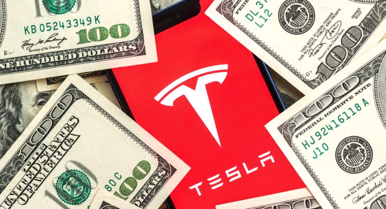 Short Sellers Lose $7 Billion as Tesla (TSLA) Stock Rallies