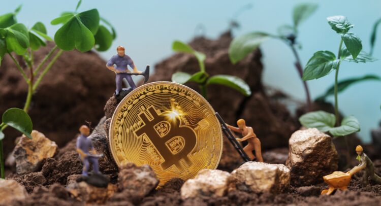 Bitcoin Miners Near $40B Market Cap amid Rising Challenges