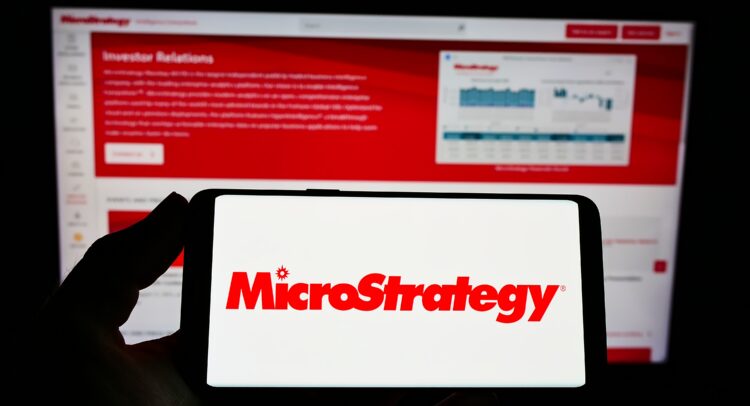 MicroStrategy’s Debt-Fueled Bitcoin Strategy Sparks Risk Debate