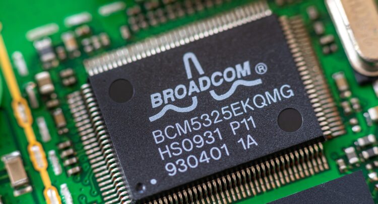 Доходы AVGO: Broadcom растет на фоне уверенных прогнозов