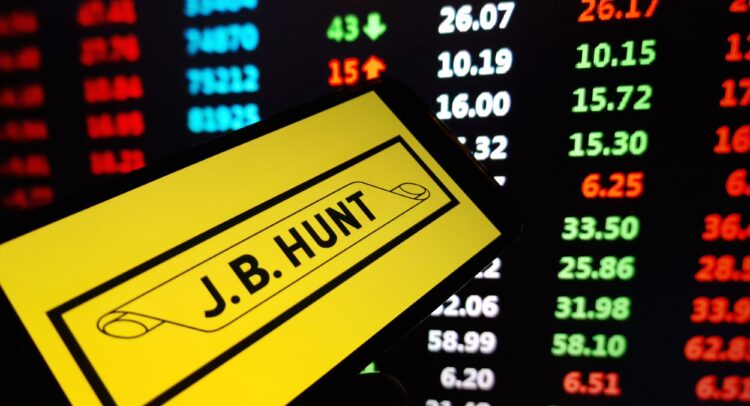 JBHT Earnings: Trucking Stock J.B. Hunt Falls 10% on Weak Results