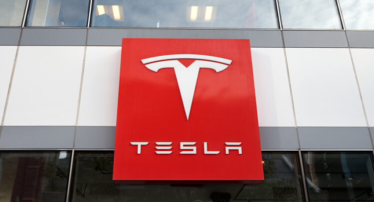 ‘Hold Your Horses Ahead of Earnings,’ Says Oppenheimer About Tesla Stock