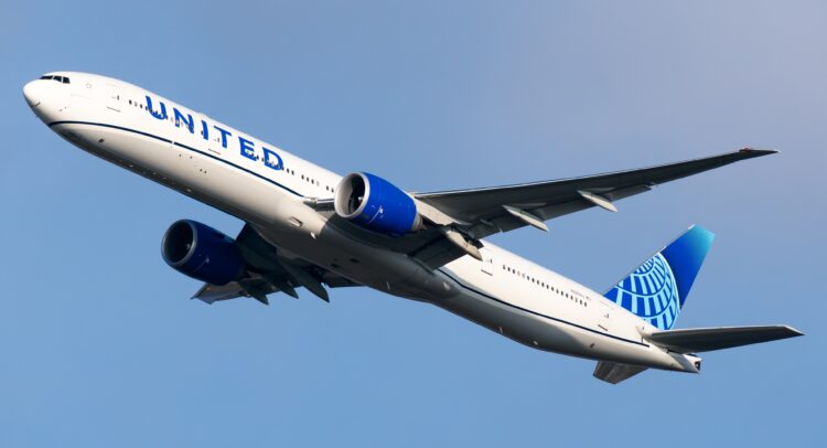 UAL Earnings: United Airlines Jumps after Smashing Estimates