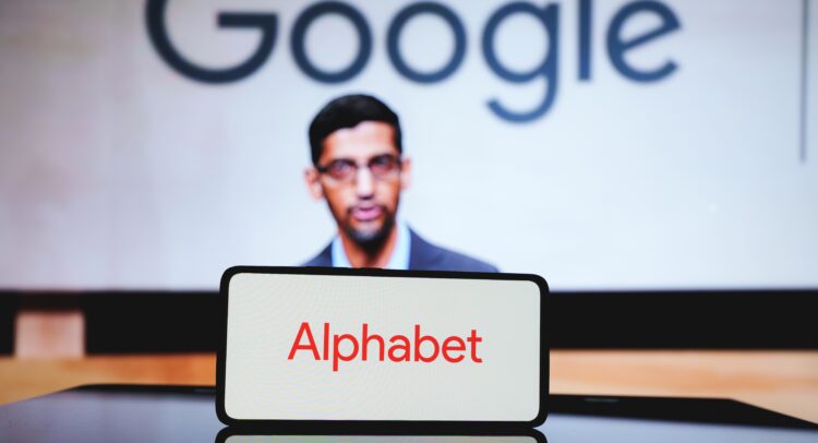 Alphabet (NASDAQ:GOOGL) Signs AI Deal with Poland after Lifting Weapons Ban