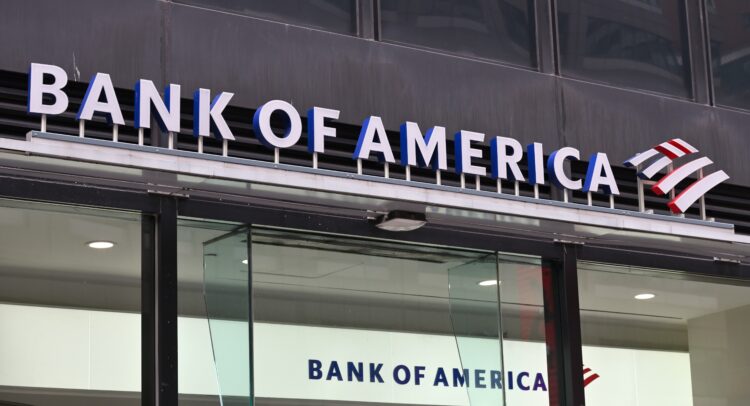 Bank of America (NYSE:BAC) Looks for No Interest Rate Movement