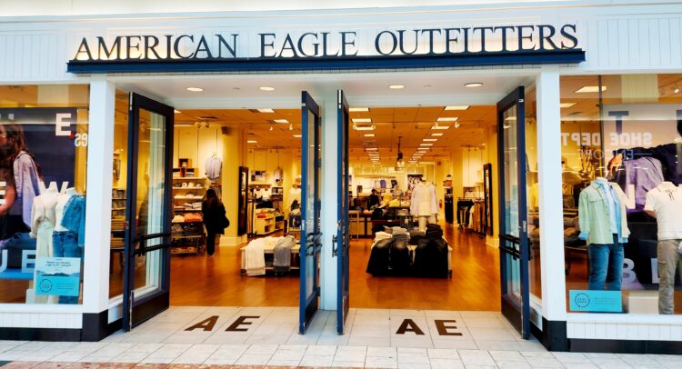 Shares of American Eagle Outfitters (AEO) Fall After It Closes Fiscal Year with Record Revenue and Profit Growth