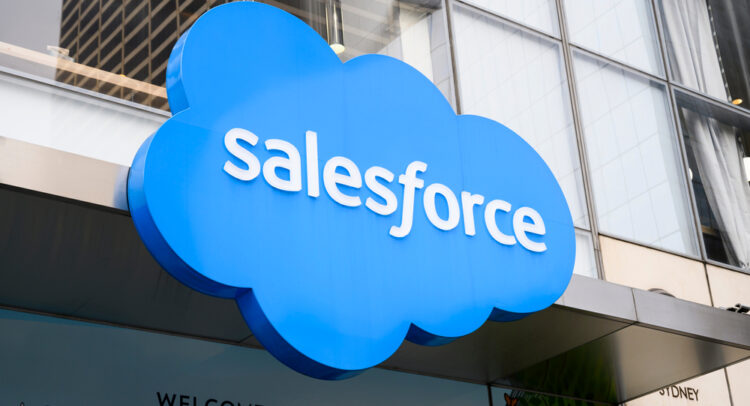 Analysts Are Split on Salesforce Stock (CRM)