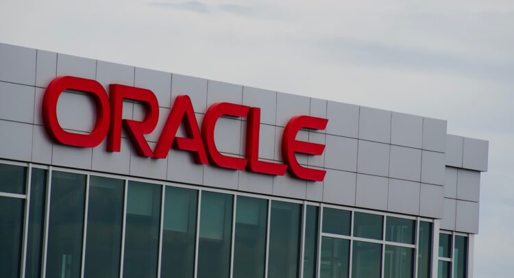 Trump Ally Larry Ellison’s Oracle (ORCL) Pledges $5B for UK Cloud Expansion