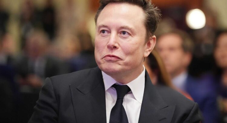 SEC Chair Opposes Musk’s Twitter Lawsuit as Elon Calls Agency “Totally Broken”