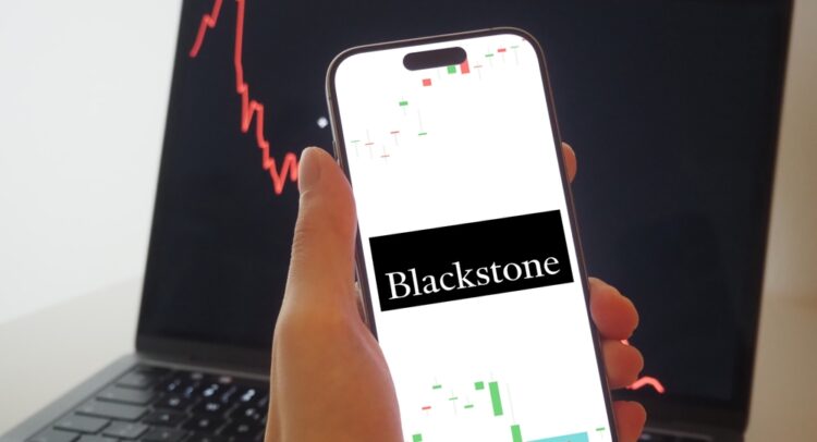 M&A News: TXNM Stock Charges 7% Higher as PE Giant Blackstone Plugs in With $11.5B Acquisition