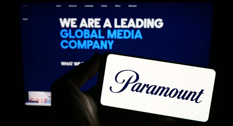 “Be the Leader You’ve Been Complaining For!” Paramount Stock (NASDAQ:PARA) Dips as Paramount Pulls Out of Politics