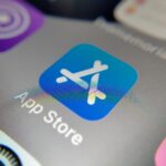 ‘Apple Is Facing Some Serious Risks,’ Says Five-Star Analyst