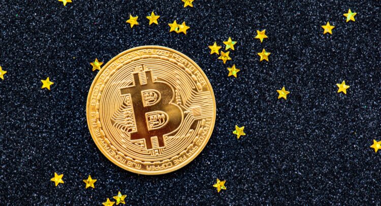 Bitcoin Can Hit $220K This Year, Says Power Curve Analyst
