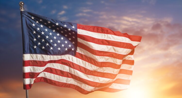 США поощряют иностранные инвестиции с помощью программы Fast Track Pilot Program