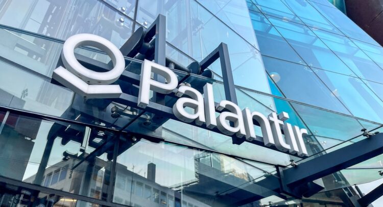 Here’s Why Analysts Remain Sidelined on Palantir Stock (PLTR) Despite AI Tailwinds