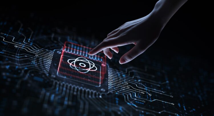IONQ Earnings: Shares Slip despite Solid EPS Beat and Lightsynq Acquisition