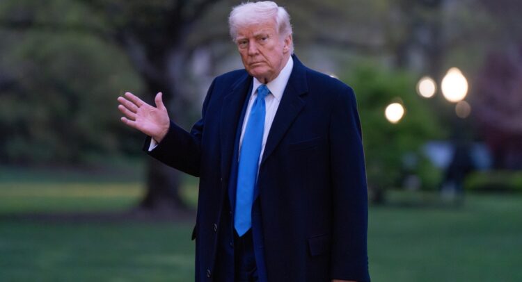 S&P 500 Stumbles as Trump Considers Boosting Blanket Tariff Rate