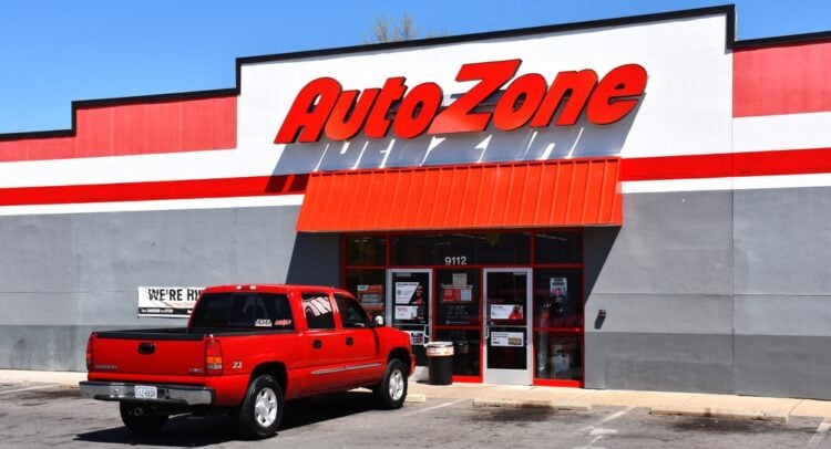 Is AutoZone Stock (AZO) a Buy Ahead of Q4 Earnings?
