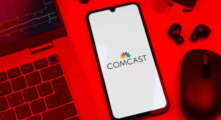 “Supporting Rural Broadband Initiatives”: Comcast Stock (NASDAQ:CMCSA) Recovers, Plans New Networking Push
