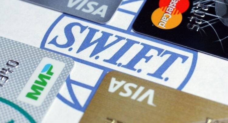 SWIFT Joins with Global Banks to Build Blockchain Ledger for Payments
