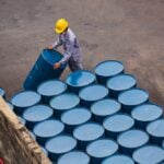 Oil Futures Advance as Trump Escalates Pressure on Russian Energy