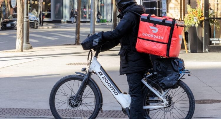 DoorDash Stock (DASH) Down as It Enters Amazon-Led Fulfillment Market