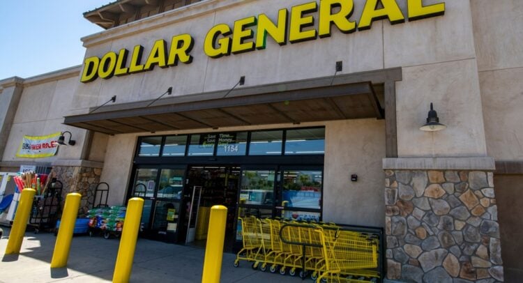 These Are the Catalysts and Risks Dollar General (DG) Investors Need to Watch