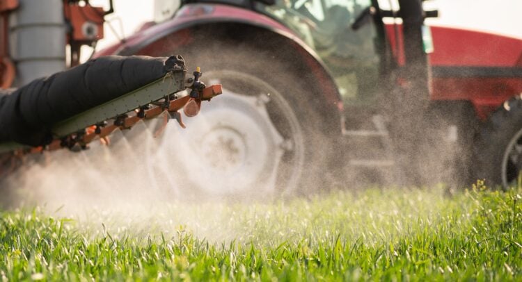 FMC 코프의 주식, 배당금 대폭 삭감 후 45% 급락 FMC 코프의 주식, 배당금 대폭 삭감 후 45% 급락