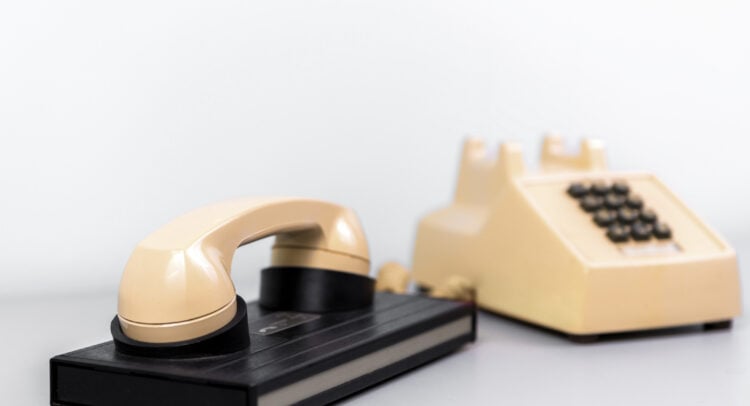 TMUS, VZ, T: End of an Era as Dial-Up Internet Goes Extinct