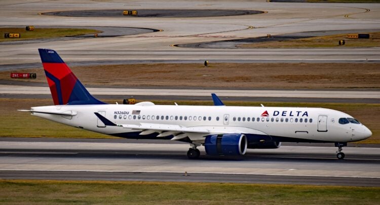 Delta Air Lines (DAL) Planes Collide on the Ground at New York’s LaGuardia Airport