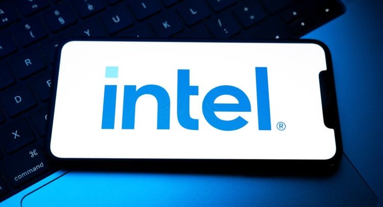 Intel Stock (NASDAQ:INTC) Slips After Losing Design Veteran