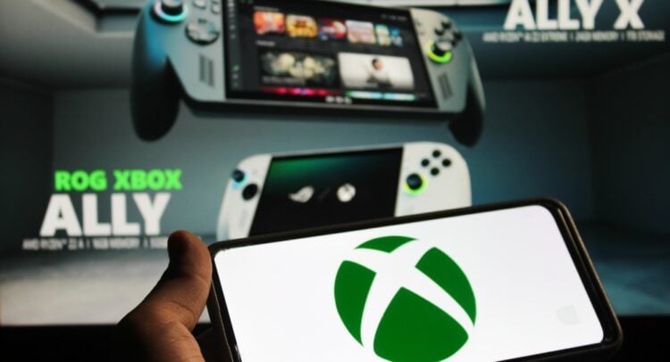 Microsoft Stock (MSFT) Boosted by ROG Xbox Ally Reviews