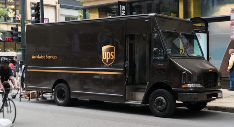 UPS, 4만8000명 감원 단행하고 3분기 실적 기대치 상회하며 주가 급등 UPS, 4만8000명 감원 단행하고 3분기 실적 기대치 상회하며 주가 급등