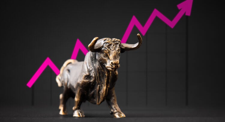 Stock Market News Review: SPY, QQQ Clinch Record Highs as Government Shutdown Extends to Eighth Day