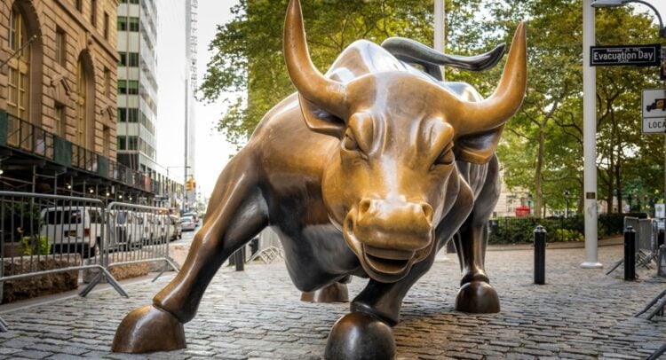 Stock Market News Review: SPY, QQQ Accelerate as Trump Weighs Another China Tariff Reduction; Rate Cut Odds Stumble