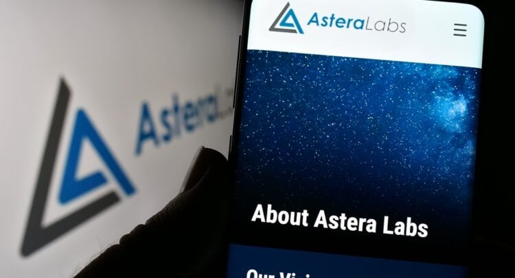 Astera Labs Stock (ALAB) Crashes 19% after AMD-Oracle Deal Sparks New AI Market Fears