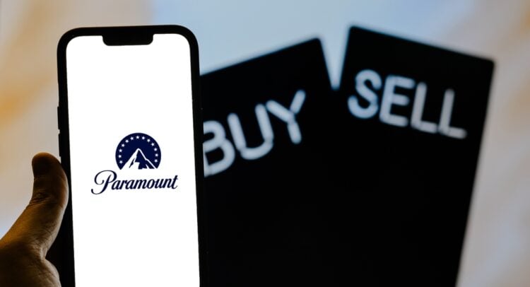 Paramount Stock (PSKY) Falls after Analysts Issue ‘Sell’ Ratings