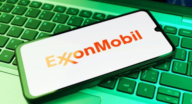 Exxon Stock (XOM) Slips Despite Earnings Beat as Lower Oil Prices Bite
