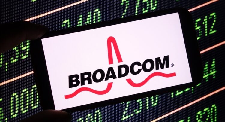 Top Mizuho Analyst Stays Bullish on Broadcom Stock (AVGO), Calls it ‘King of AI Custom Silicon’