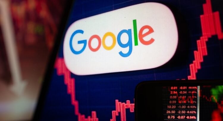 GOOGL Stock Forecast! AI Analyst Stays Bullish on Alphabet