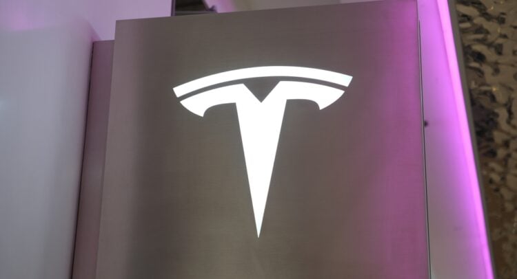 The Time Is Right? Here’s What This Top Investor Thinks About Tesla Stock