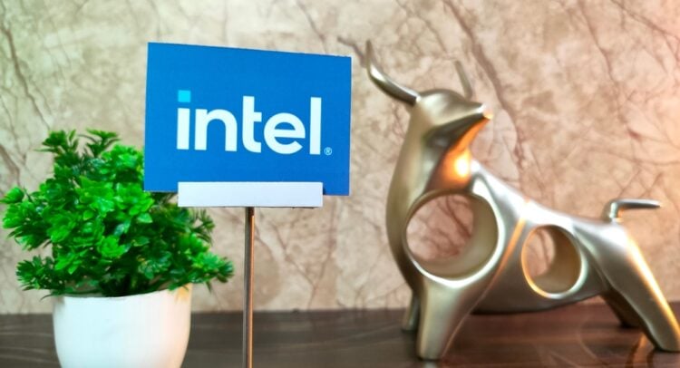 A New Client for 18A? Intel Stock (NASDAQ:INTC) Ticks Up
