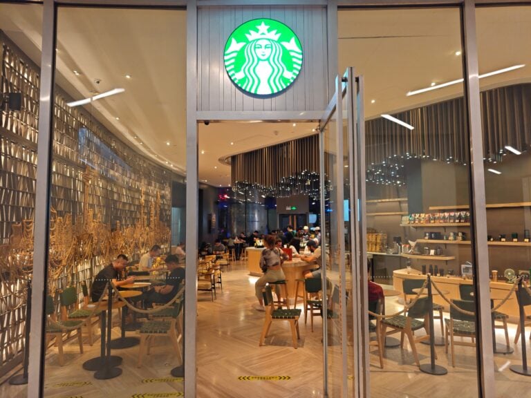 Starbucks Stock (NASDAQ:SBUX) Slips as Holiday Menu Gets Announced